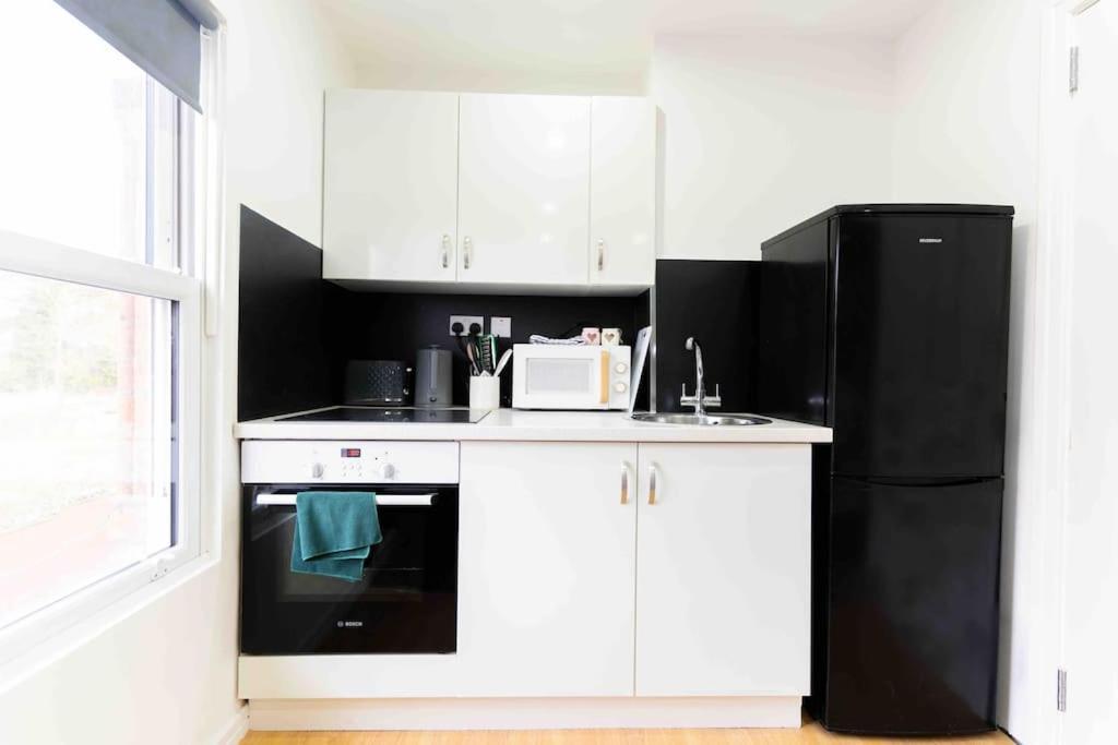 Exclusive Studio Retreat Μπέρμιγχαμ Εξωτερικό φωτογραφία